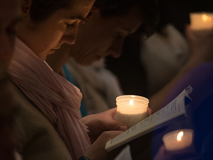 Por que acendemos velas a Deus, ou a um santo? - Salvai-me, Rainha de Fátima!