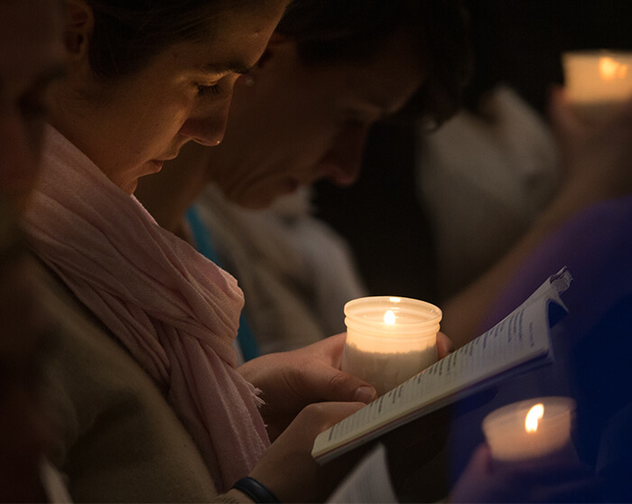 Por que acendemos velas a Deus, ou a um santo? - Salvai-me, Rainha de Fátima!